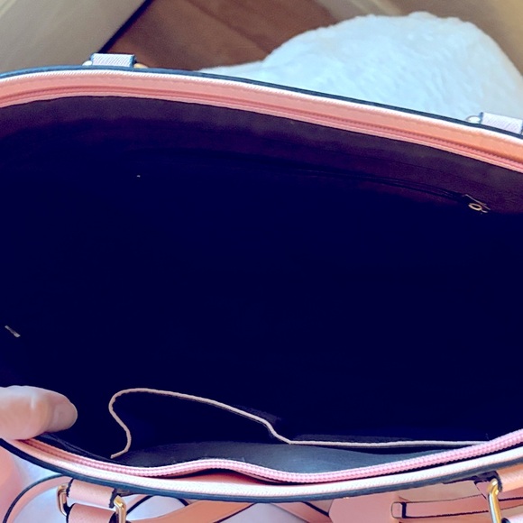 Elegant Pink and Cream Women's Bag Set - Picture 4 of 12